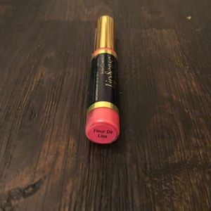 Fleur De Lisa Lipsense